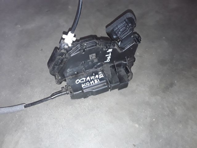 bontott SKODA OCTAVIA III Bal hátsó Ajtózár