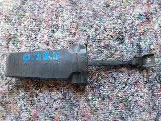 bontott SKODA OCTAVIA III Bal hátsó Alsó Zsanér