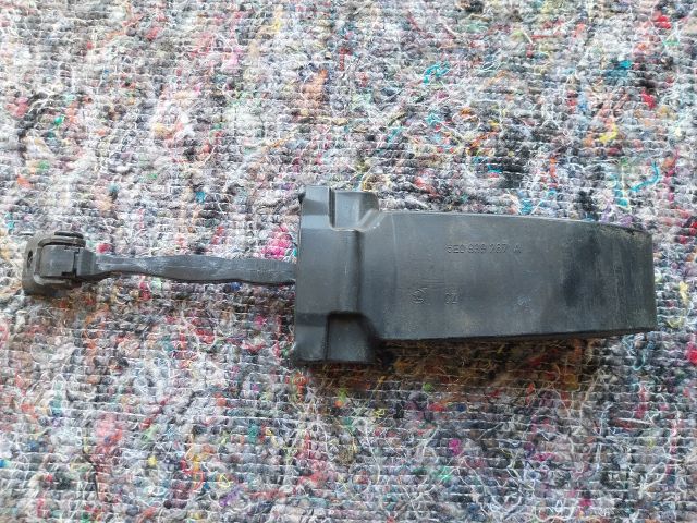 bontott SKODA OCTAVIA III Bal hátsó Alsó Zsanér