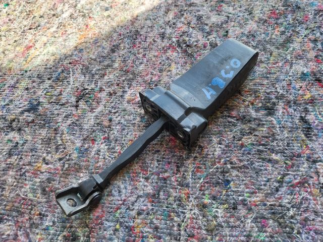 bontott SKODA OCTAVIA III Bal hátsó Alsó Zsanér