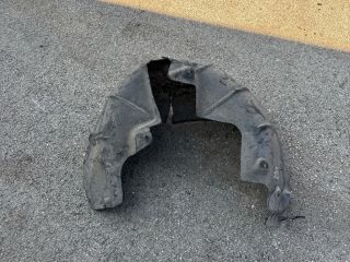 bontott SKODA OCTAVIA III Bal hátsó Dobbetét (Kerékjárati, Műanyag)