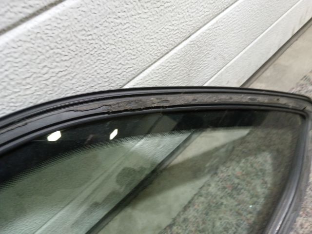 bontott SKODA OCTAVIA III Bal hátsó Fixüveg (Ajtóban)