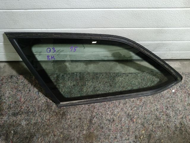 bontott SKODA OCTAVIA III Bal hátsó Fixüveg (Ajtóban)