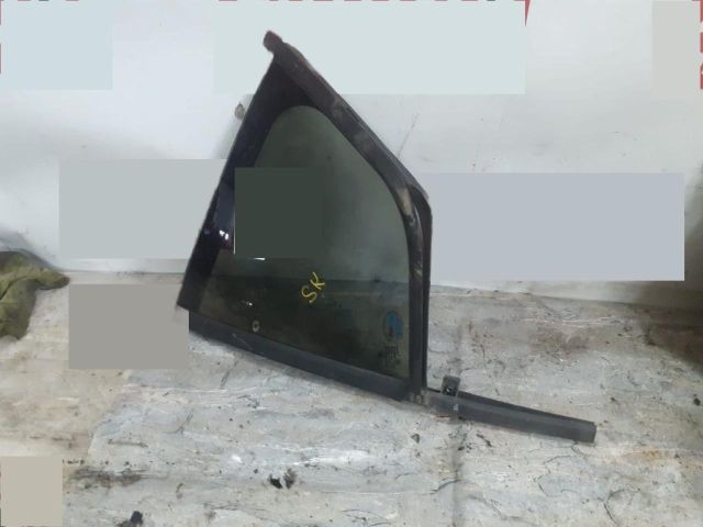 bontott SKODA OCTAVIA III Bal hátsó Fixüveg (Ajtóban)