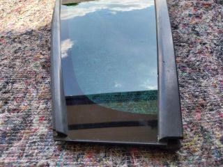 bontott SKODA OCTAVIA III Bal hátsó Fixüveg (Ajtóban)