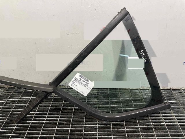 bontott SKODA OCTAVIA III Bal hátsó Fixüveg (Ajtóban)