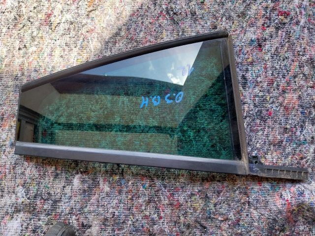 bontott SKODA OCTAVIA III Bal hátsó Fixüveg (Ajtóban)