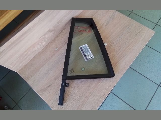 bontott SKODA OCTAVIA III Bal hátsó Fixüveg (Ajtóban)