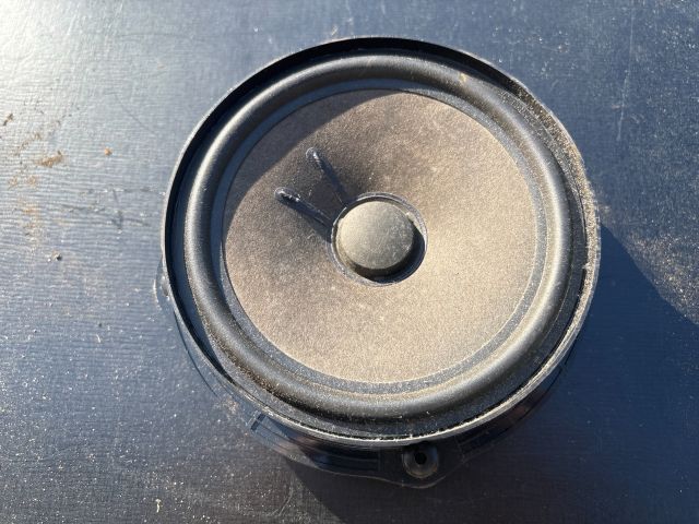 bontott SKODA OCTAVIA III Bal hátsó Hangszóró