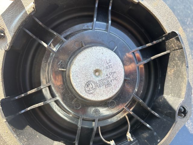 bontott SKODA OCTAVIA III Bal hátsó Hangszóró