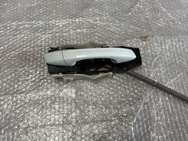 bontott SKODA OCTAVIA III Bal hátsó Külső Kilincs