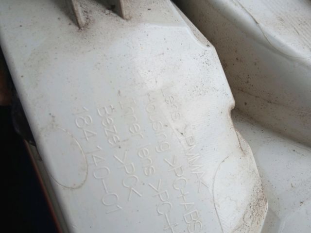 bontott SKODA OCTAVIA III Bal Hátsó Lámpa