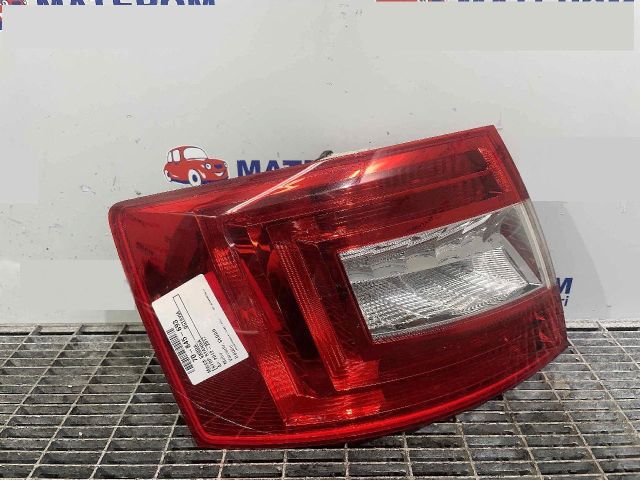 bontott SKODA OCTAVIA III Bal Hátsó Lámpa
