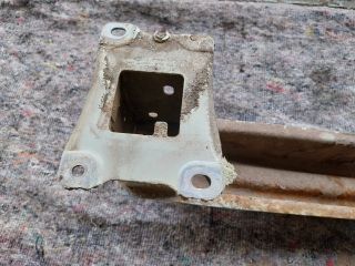 bontott SKODA OCTAVIA III Bal hátsó Lökhárító Merevítő (Fém)