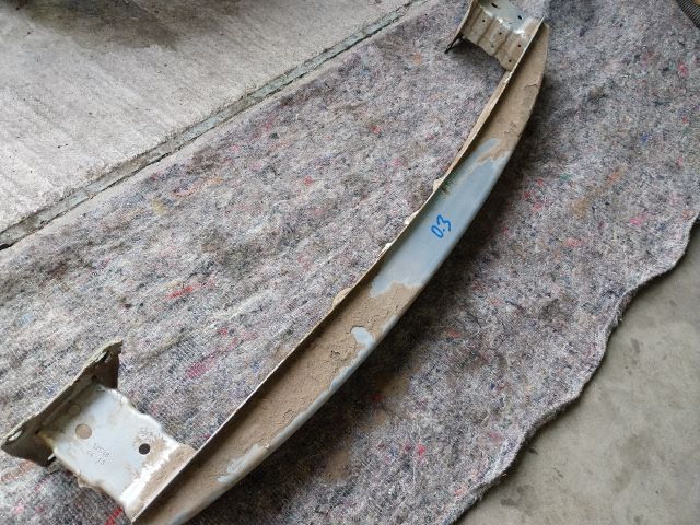 bontott SKODA OCTAVIA III Bal hátsó Lökhárító Merevítő (Fém)