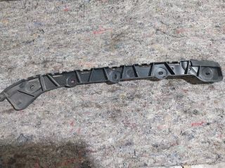 bontott SKODA OCTAVIA III Bal hátsó Lökhárító Tartó (Műanyag)