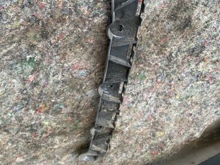 bontott SKODA OCTAVIA III Bal hátsó Lökhárító Tartó (Műanyag)