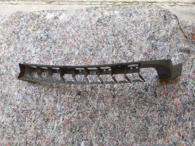 bontott SKODA OCTAVIA III Bal hátsó Lökhárító Tartó (Műanyag)