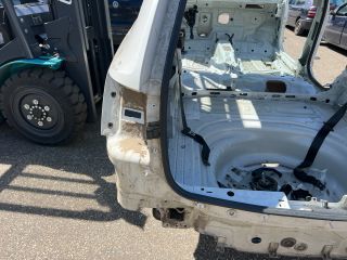 bontott SKODA OCTAVIA III Bal hátsó Negyed Karosszéria Csomag