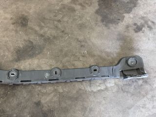 bontott SKODA OCTAVIA III Bal hátsó Oldal Lökhárító Tartó (Műanyag)