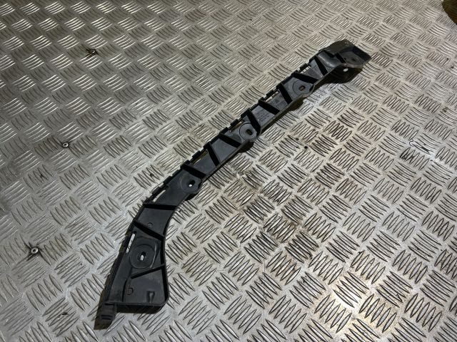 bontott SKODA OCTAVIA III Bal hátsó Oldal Lökhárító Tartó (Műanyag)