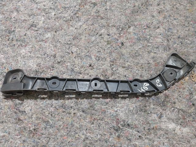 bontott SKODA OCTAVIA III Bal hátsó Oldal Lökhárító Tartó (Műanyag)