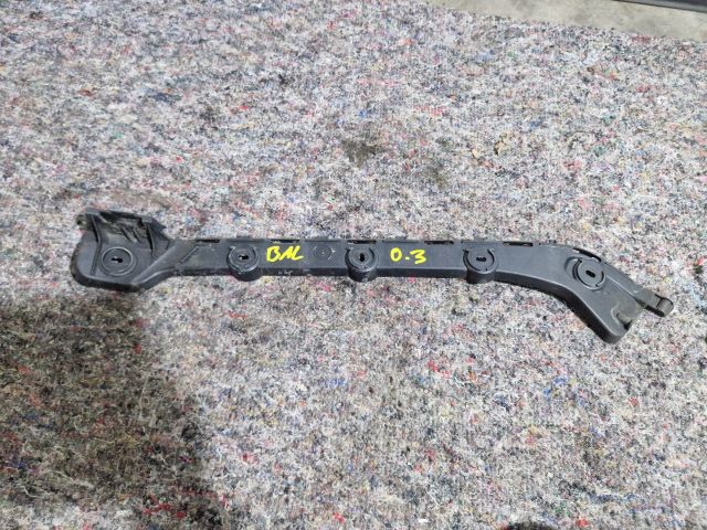 bontott SKODA OCTAVIA III Bal hátsó Oldal Lökhárító Tartó (Műanyag)