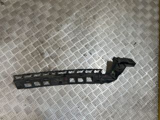 bontott SKODA OCTAVIA III Bal hátsó Oldal Lökhárító Tartó (Műanyag)