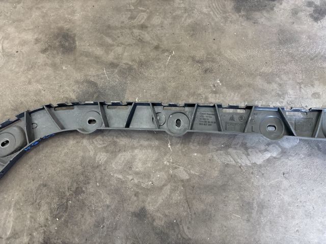 bontott SKODA OCTAVIA III Bal hátsó Oldal Lökhárító Tartó (Műanyag)