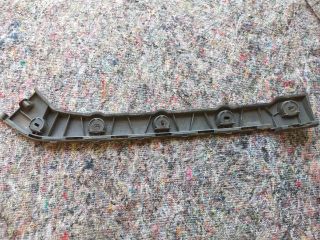 bontott SKODA OCTAVIA III Bal hátsó Oldal Lökhárító Tartó (Műanyag)