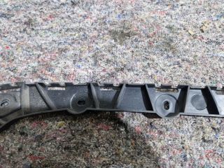 bontott SKODA OCTAVIA III Bal hátsó Oldal Lökhárító Tartó (Műanyag)