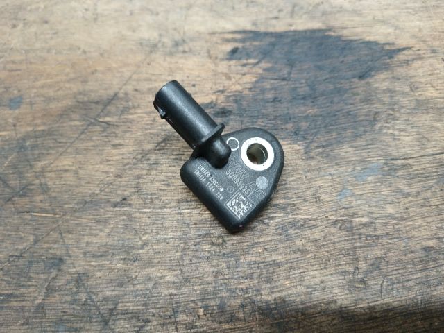 bontott SKODA OCTAVIA III Bal hátsó Oldal Ütközés Érzékelő