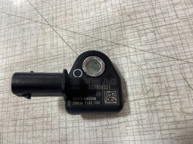 bontott SKODA OCTAVIA III Bal hátsó Oldal Ütközés Érzékelő