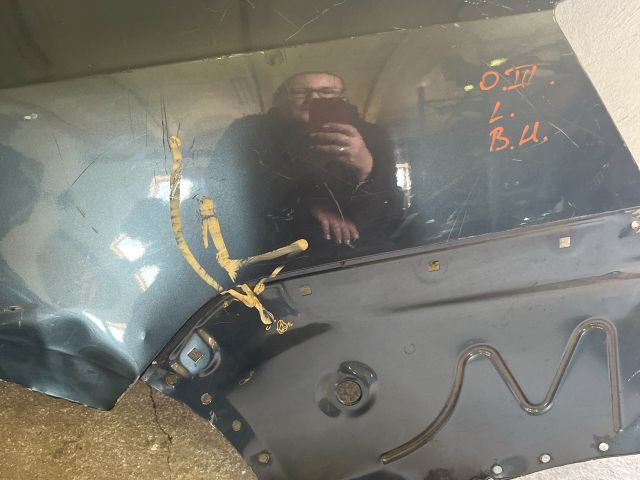 bontott SKODA OCTAVIA III Bal hátsó Sárvédő