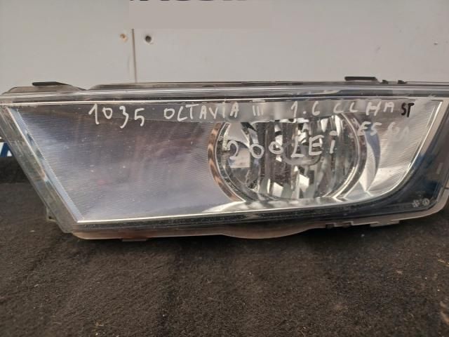 bontott SKODA OCTAVIA III Bal Ködfényszóró