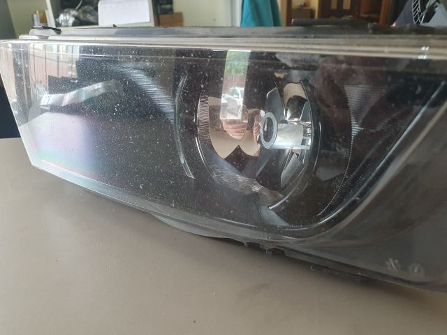 bontott SKODA OCTAVIA III Bal Ködfényszóró