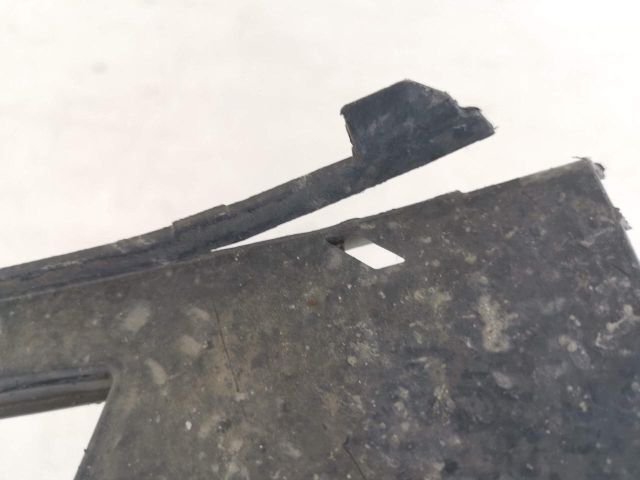 bontott SKODA OCTAVIA III Bal Ködzárófény Keret