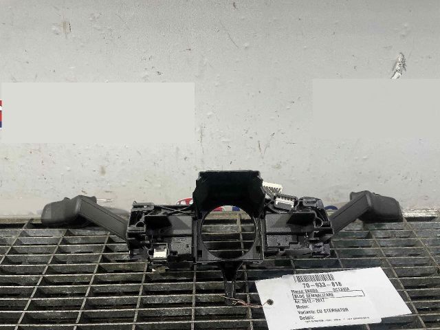 bontott SKODA OCTAVIA III Bal Kormánykapcsoló Irányjelző