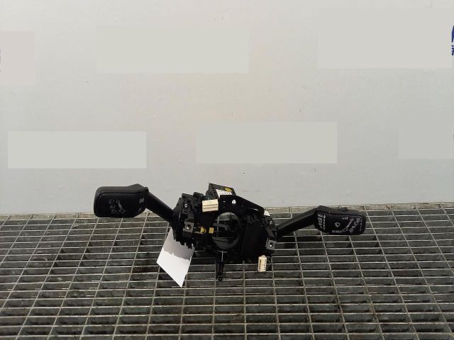 bontott SKODA OCTAVIA III Bal Kormánykapcsoló Irányjelző