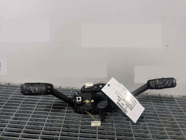 bontott SKODA OCTAVIA III Bal Kormánykapcsoló Irányjelző