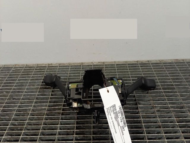 bontott SKODA OCTAVIA III Bal Kormánykapcsoló Irányjelző