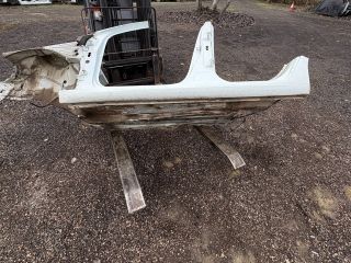 bontott SKODA OCTAVIA III Bal Küszöb