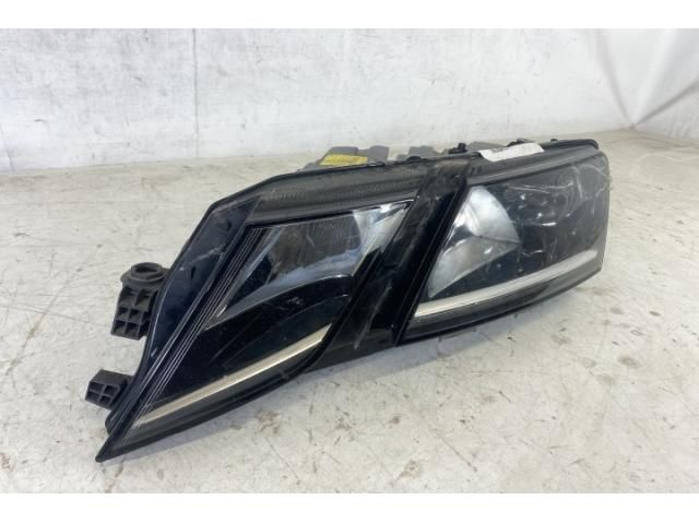bontott SKODA OCTAVIA III Bal Ledes Fényszóró