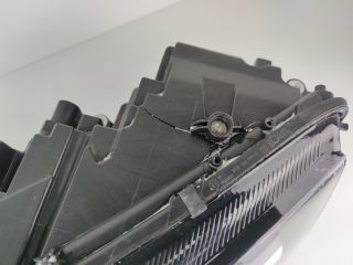 bontott SKODA OCTAVIA III Bal Ledes Fényszóró