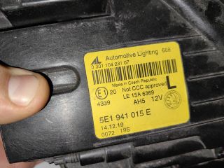 bontott SKODA OCTAVIA III Bal Ledes Fényszóró