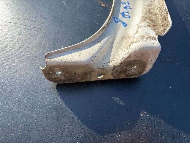 bontott SKODA OCTAVIA III Bal Sárvédő Oldaltartó