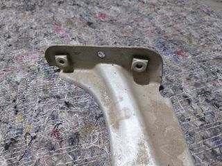 bontott SKODA OCTAVIA III Bal Sárvédő Oldaltartó