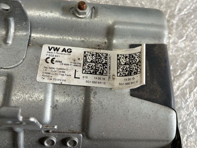 bontott SKODA OCTAVIA III Bal Térdlégzsák