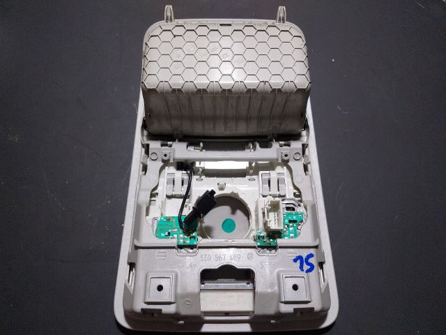 bontott SKODA OCTAVIA III Beltér Világítás Első