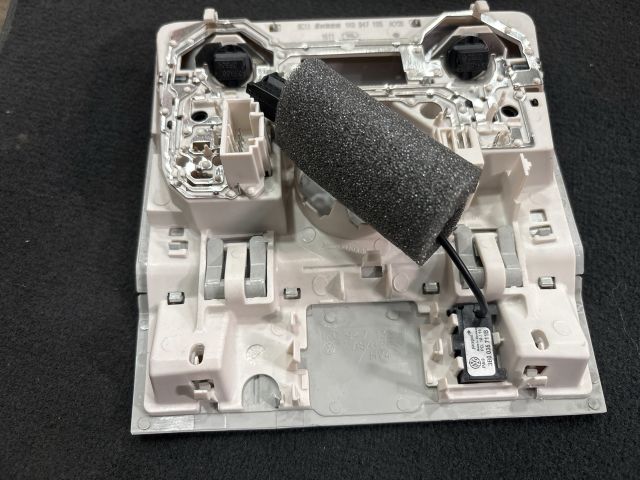 bontott SKODA OCTAVIA III Beltér Világítás Első